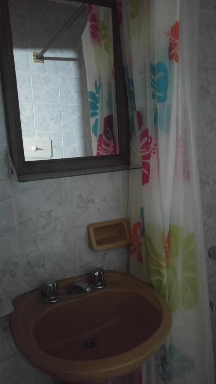 Pensión Cirse 2*